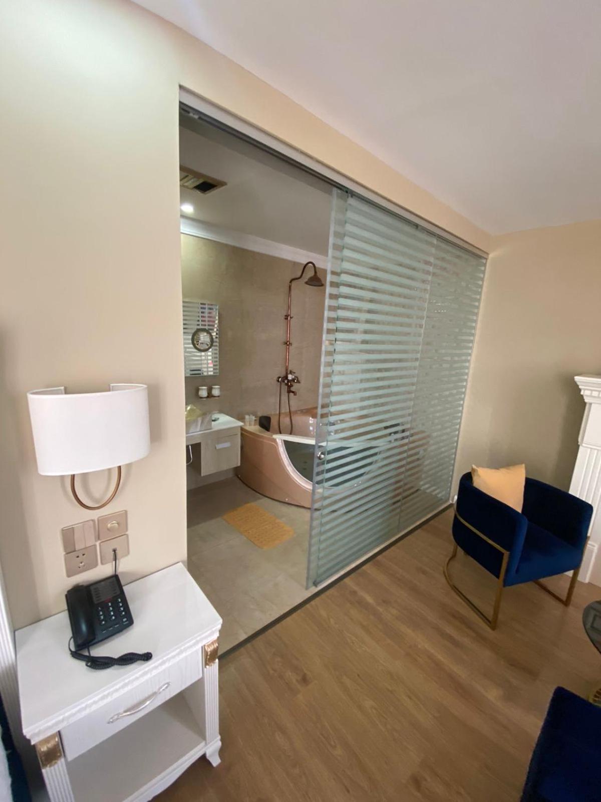 Hotel Brais Дуррес Экстерьер фото