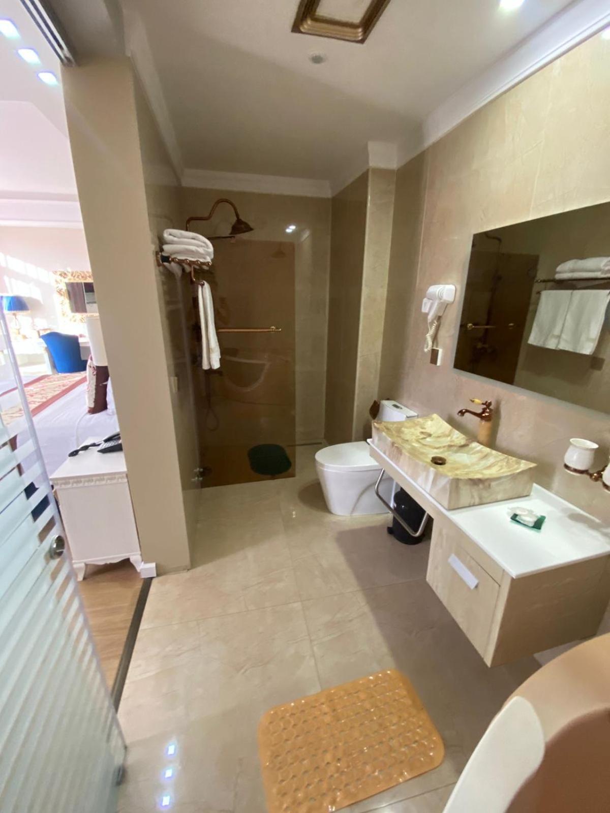 Hotel Brais Дуррес Экстерьер фото
