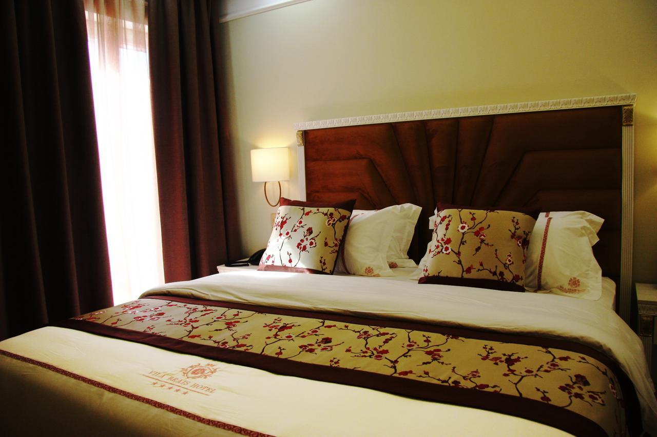 Hotel Brais Дуррес Экстерьер фото