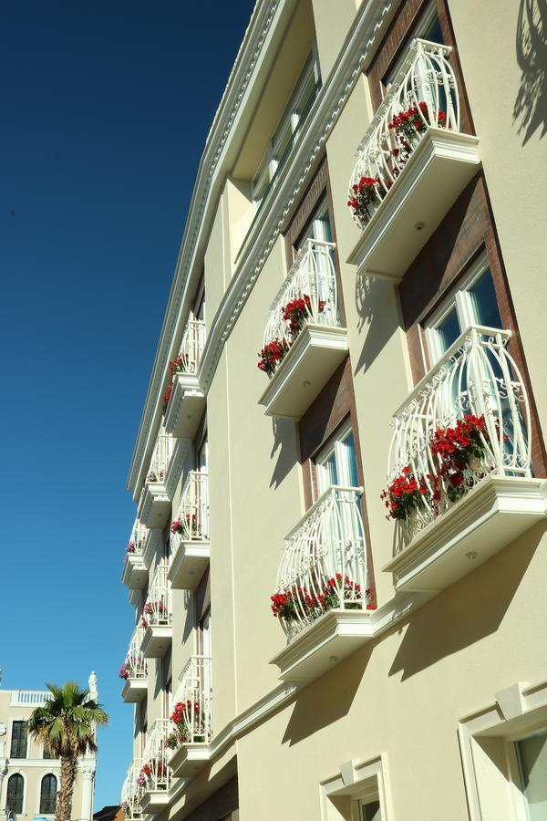 Hotel Brais Дуррес Экстерьер фото