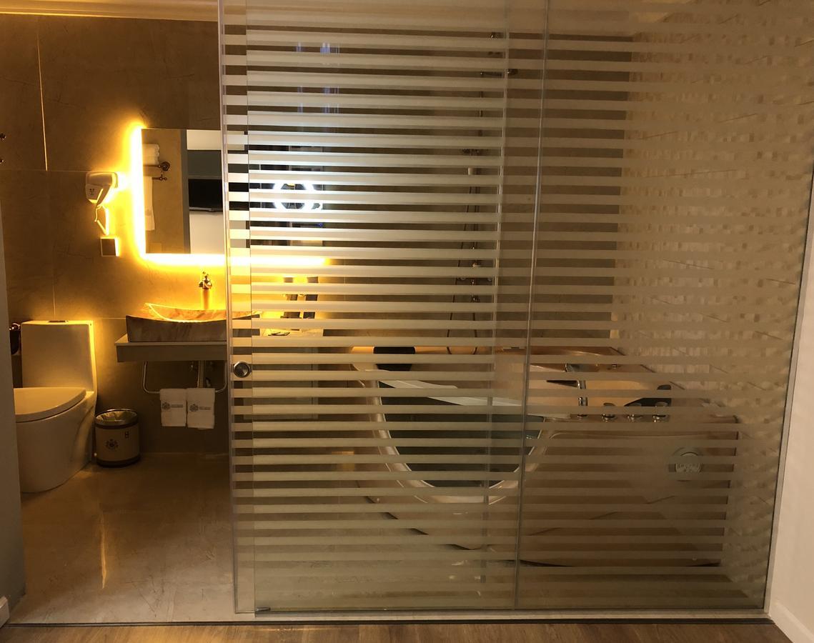 Hotel Brais Дуррес Экстерьер фото